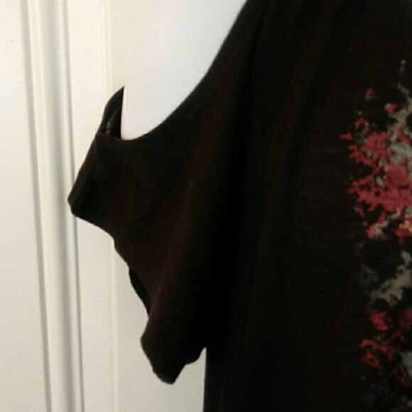 Inspire Black cold shoulder Maternity top - Picture 5 of 8